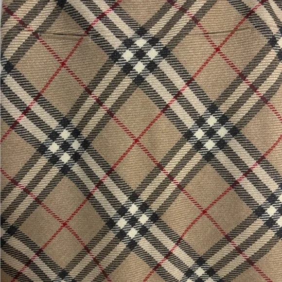 Burberry skirt - Picture 4 of 10